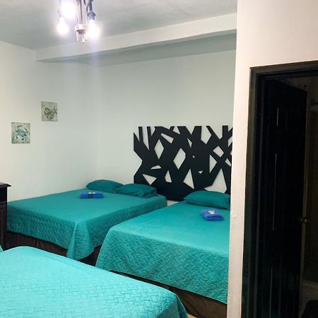 Restaurante Y Hotel “La Pesca” Puerto Barrios Exteriér fotografie